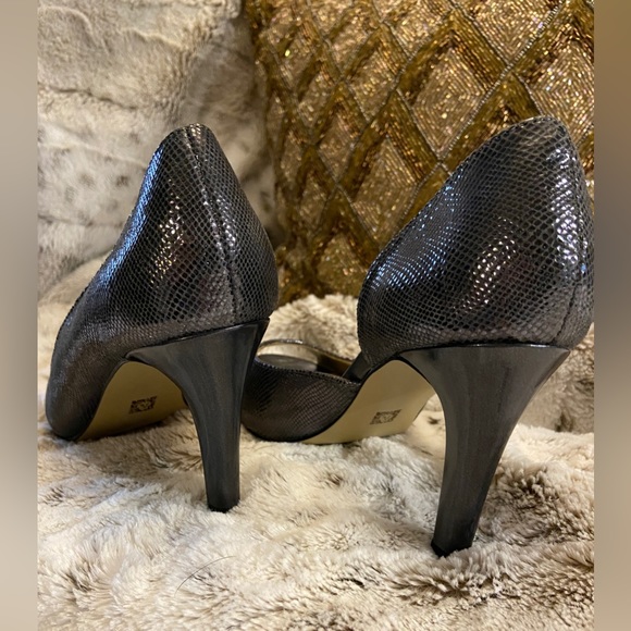 Anne Klein iFlex Womens Size 6.5 Silver Snakeskin Pattern Peep Toe Heels - Picture 11 of 12